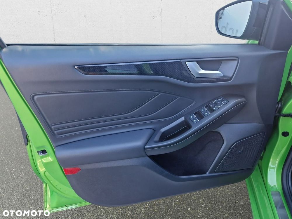 Ford Focus - 10