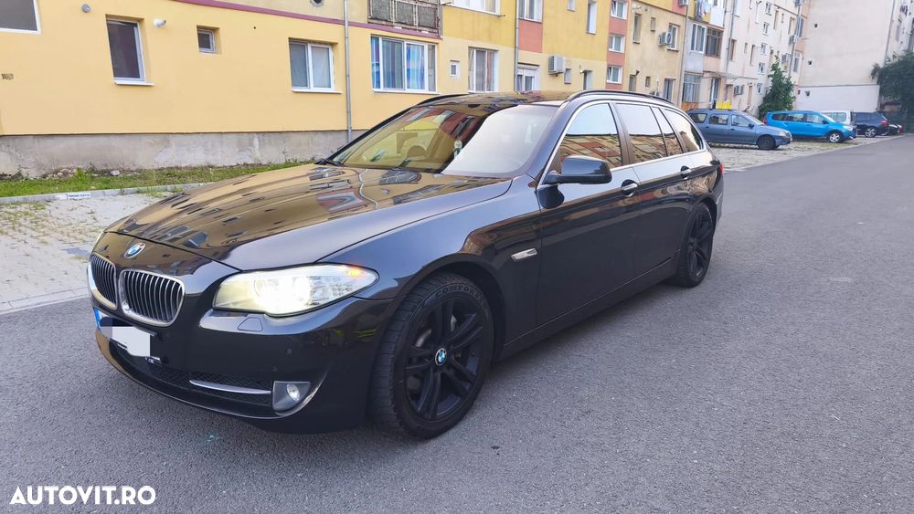BMW Seria 5 525d xDrive - 5
