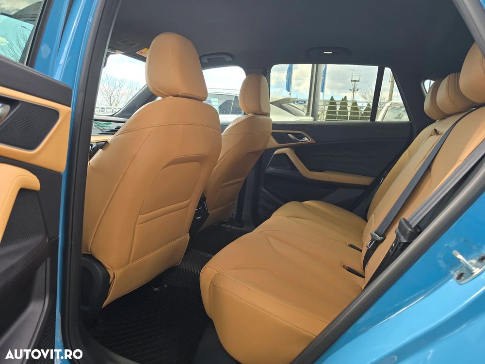 MG HS 1.5 T-GDi HEV Exclusive - 14