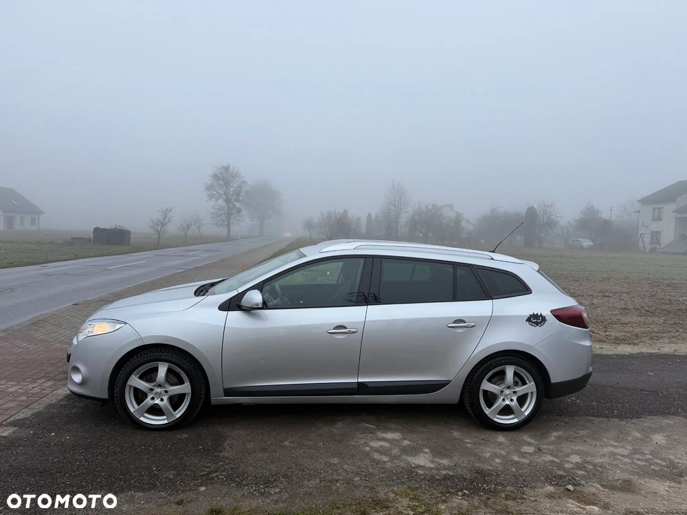 Renault Megane 2.0 140 CVT Dynamique - 2
