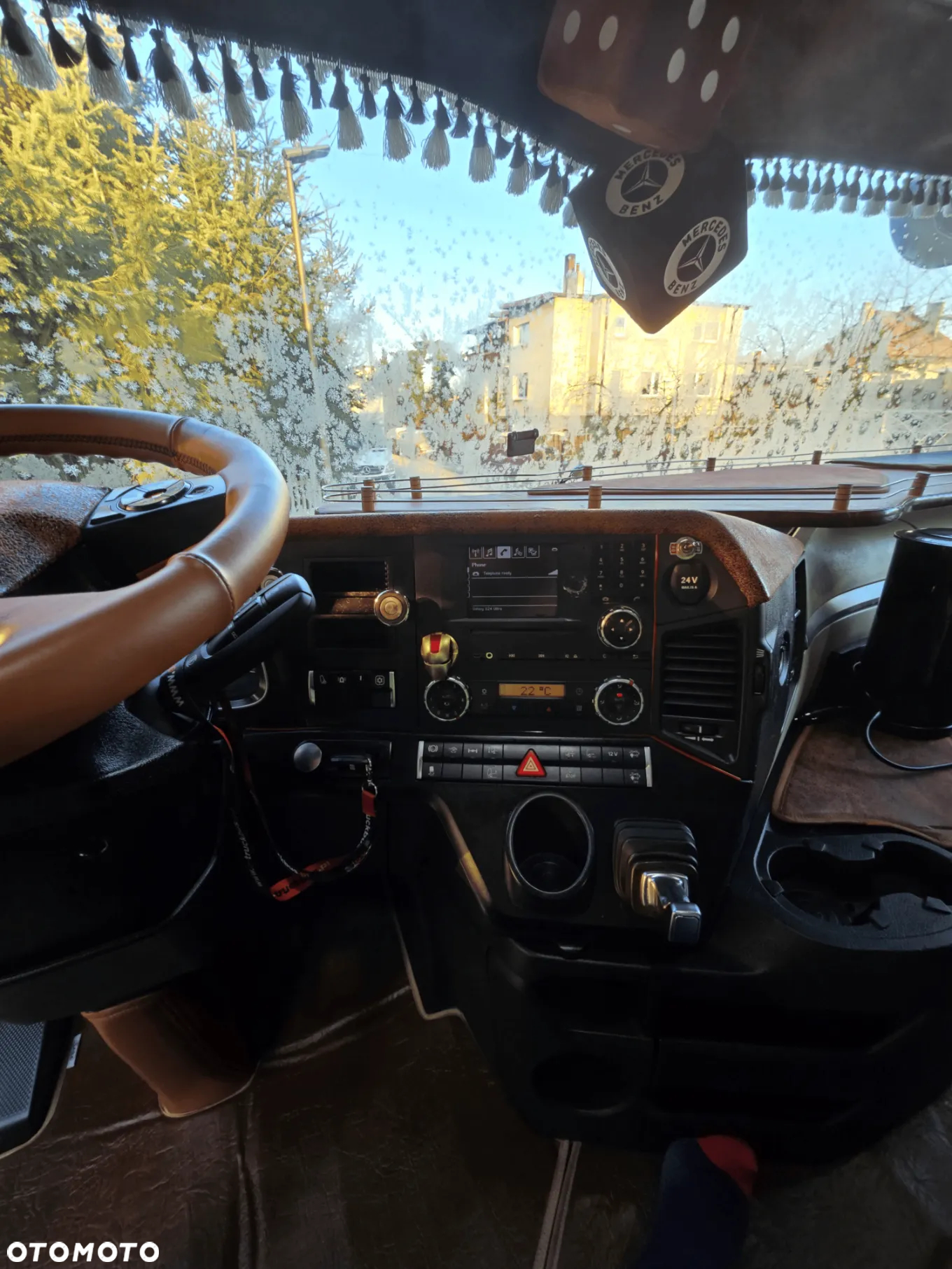 Mercedes-Benz Actros - 8