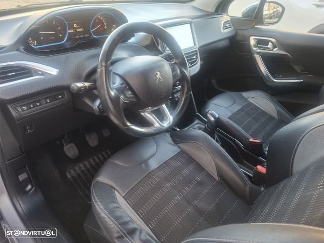 Peugeot 2008 1.6 e-HDi Allure - 30
