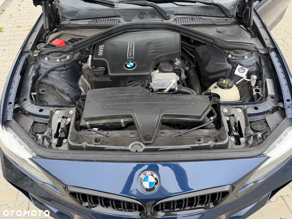 BMW Seria 2 228i - 14