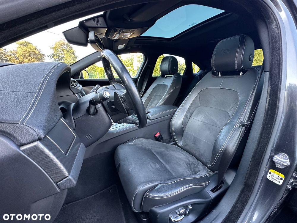 Jaguar XF S AWD - 22