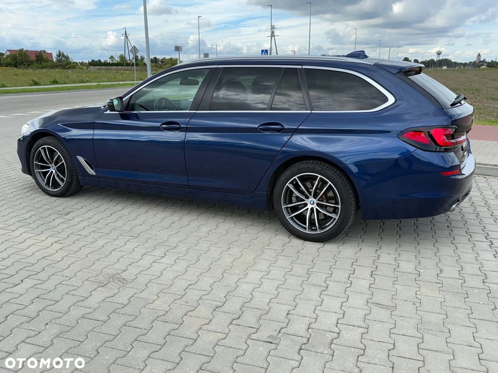 BMW Seria 5 520d xDrive Luxury Line sport - 5