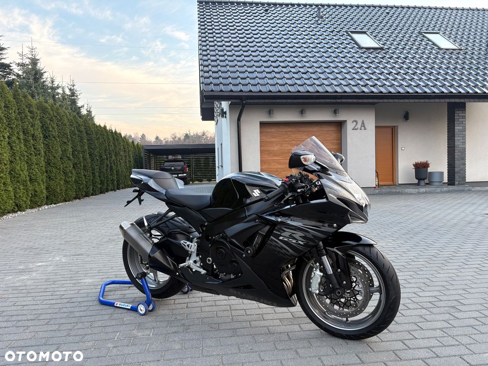 Suzuki GSX-R - 27