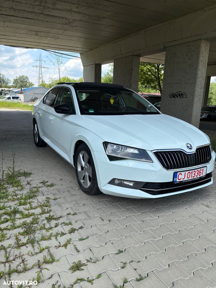 Skoda Superb 2.0 TDI DSG Sportline - 5