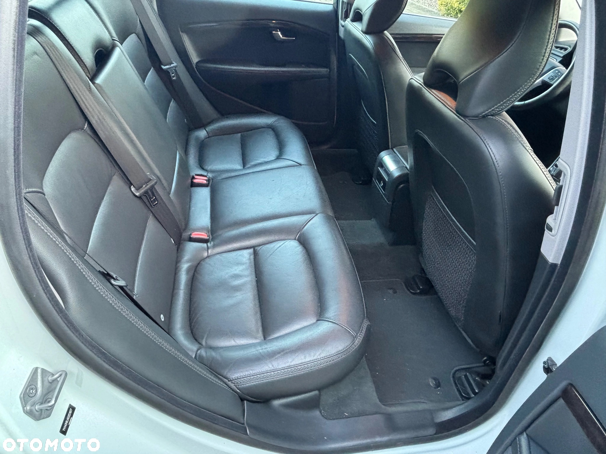 Volvo XC 70 - 10