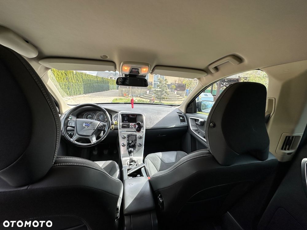 Volvo XC 60 - 21