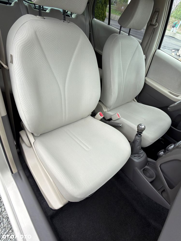 Toyota Yaris 1.33 Prestige - 20