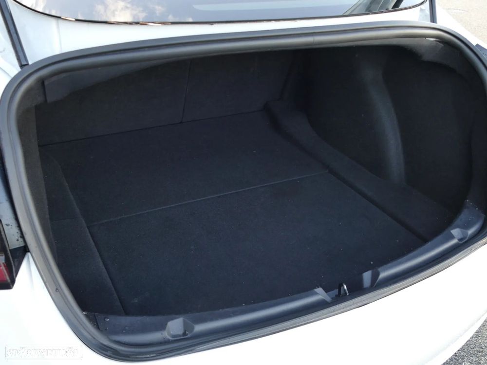 Tesla Model 3 Performance Dual Motor AWD - 12