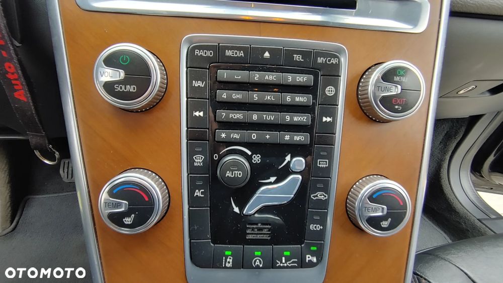 Volvo XC 60 - 13