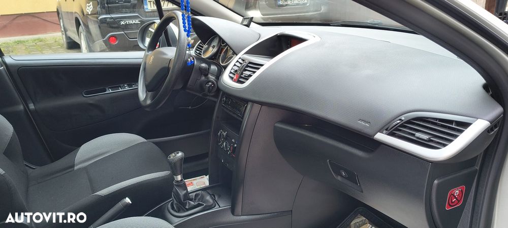 Peugeot 207 1.4 E Active - 5