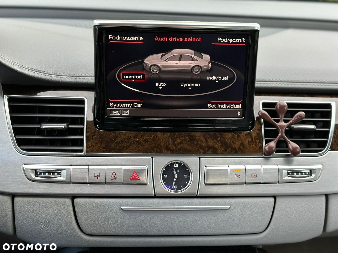 Audi A8 - 30
