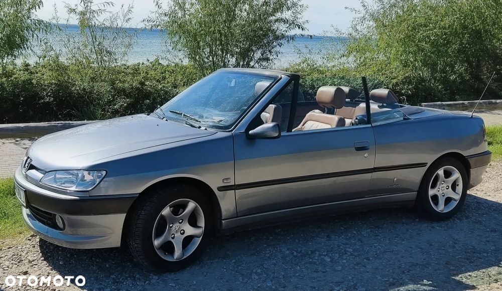 Peugeot 306