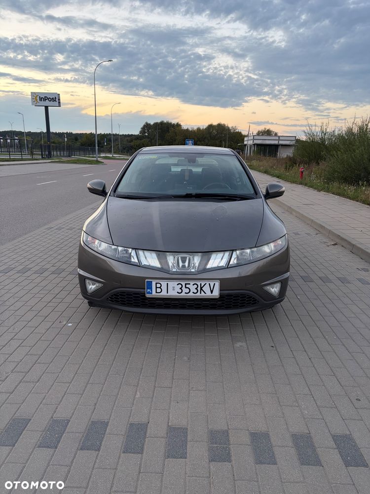 Honda Civic 2007 photo 2