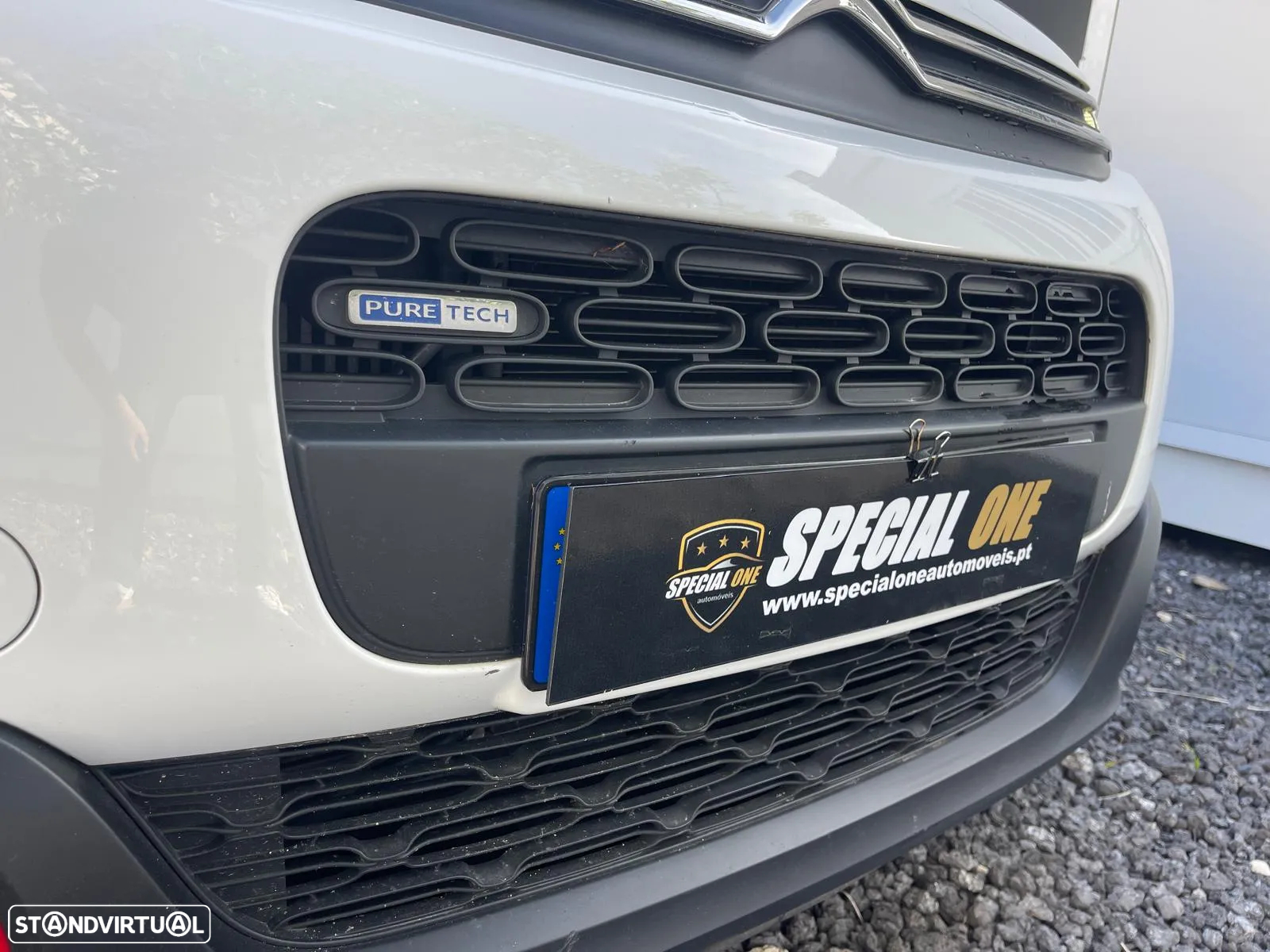 Citroën C3 1.2 PureTech Shine EAT6 - 10