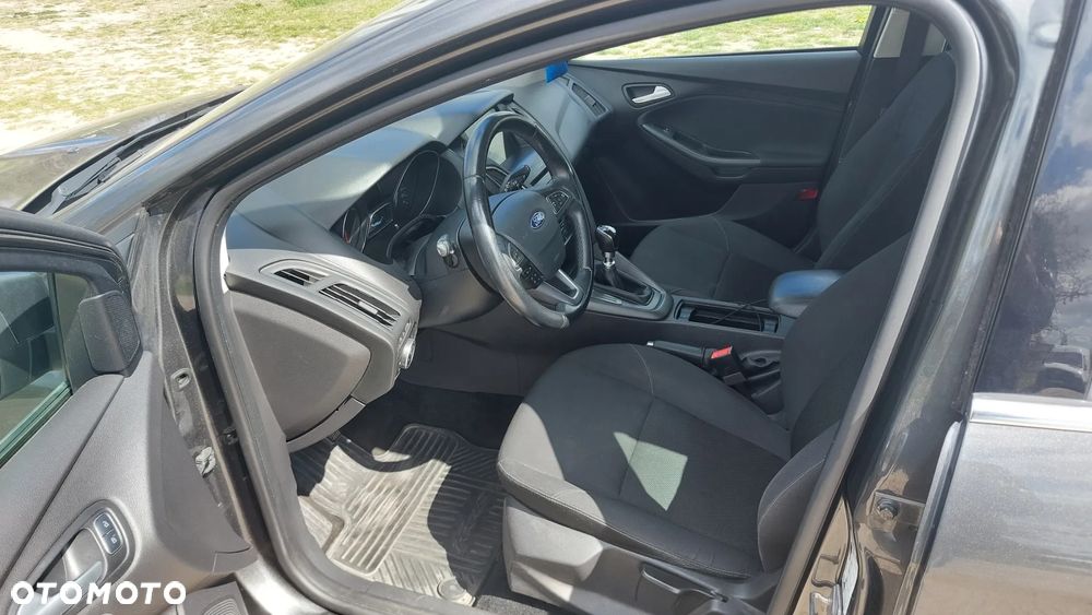Ford Focus 1.5 TDCi SYNC Edition - 5