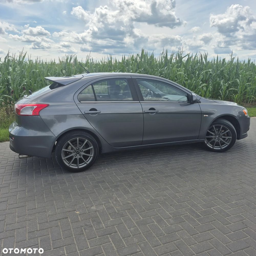 Mitsubishi Lancer - 5