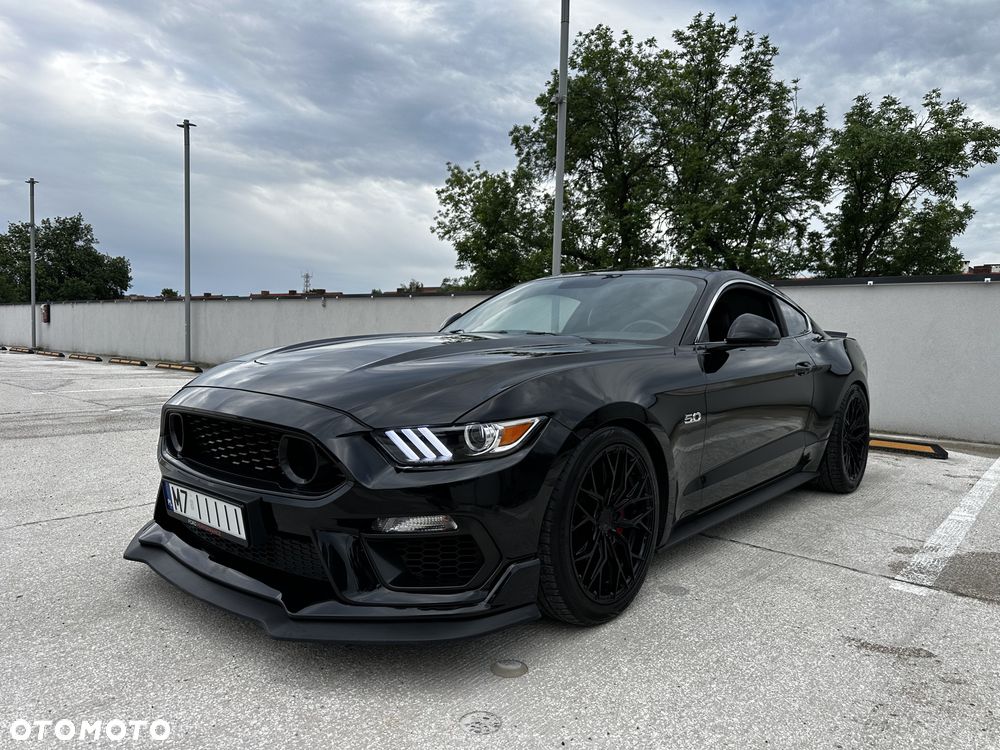 Ford Mustang - 36