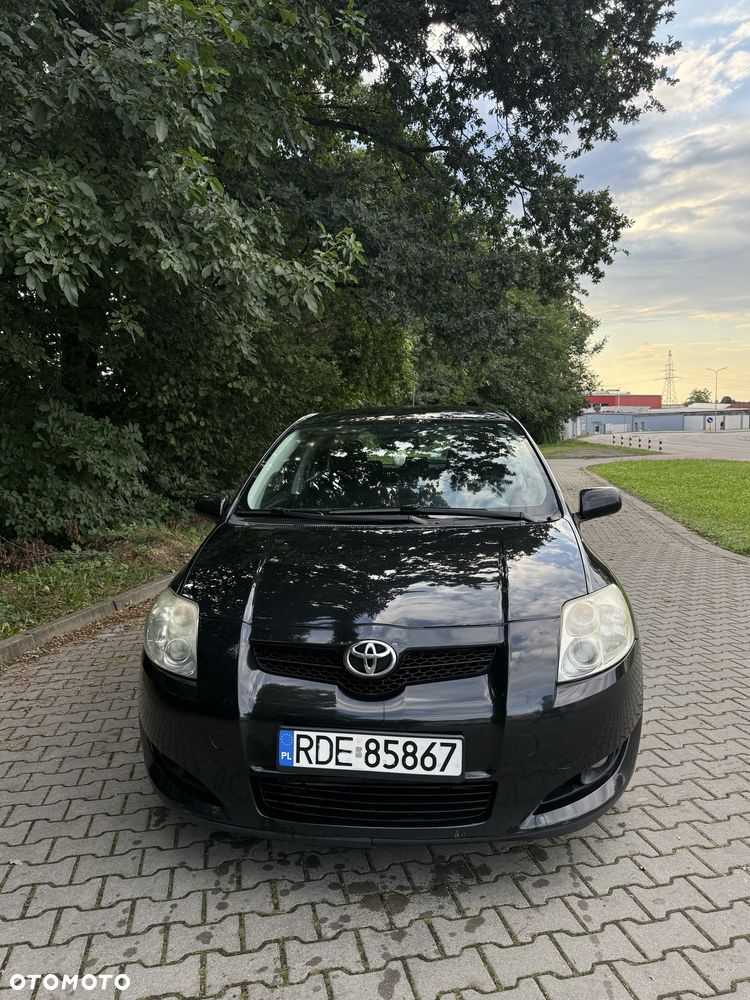 Toyota Auris - 1