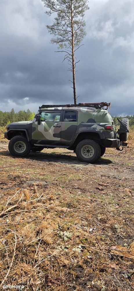 Toyota FJ - 6