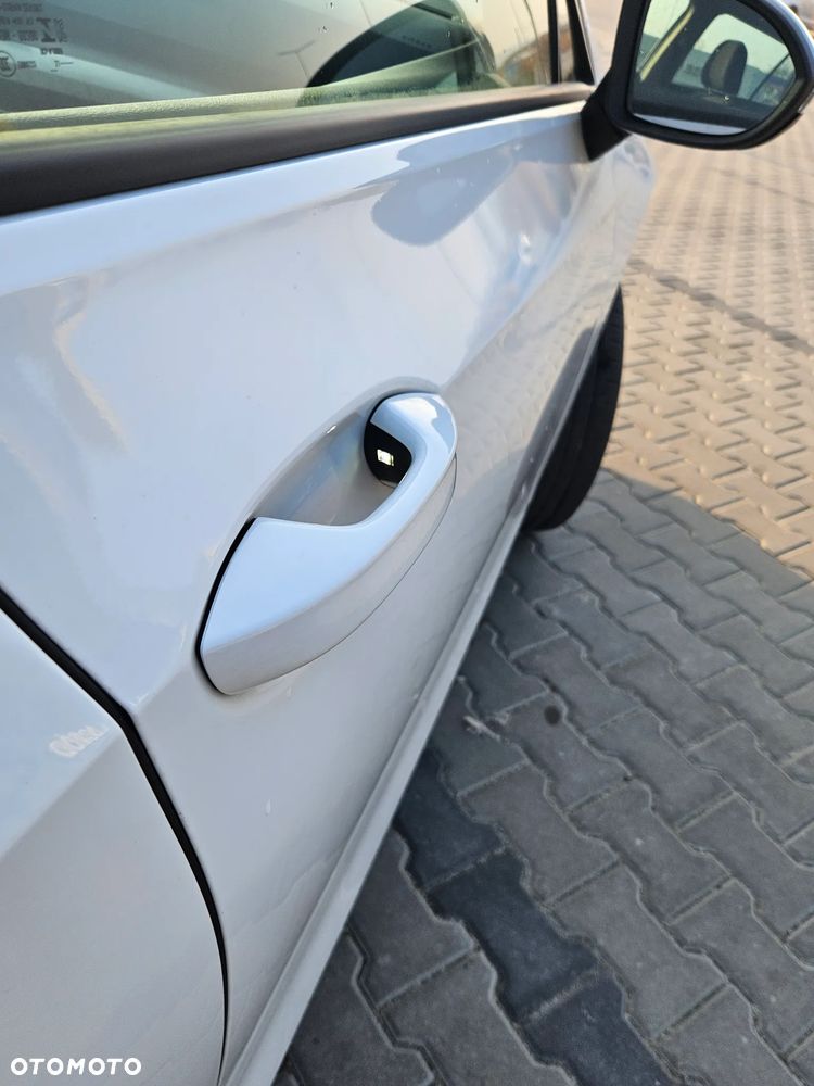 Volkswagen Golf 2.0 TDI Life - 6