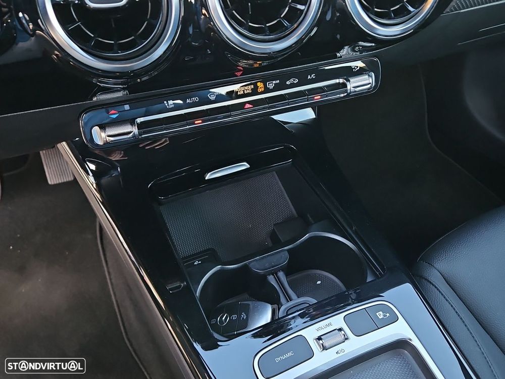 Mercedes-Benz A 180 Limousine d 8G-DCT Progressive - 21