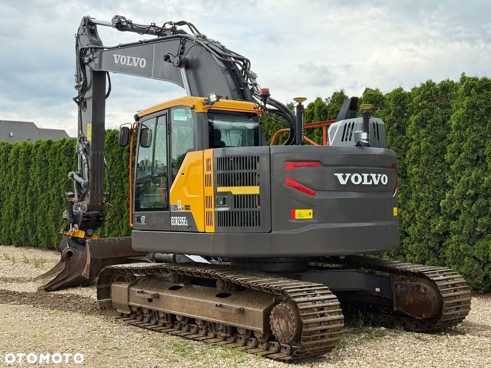 Volvo ECR 235 EL - 4
