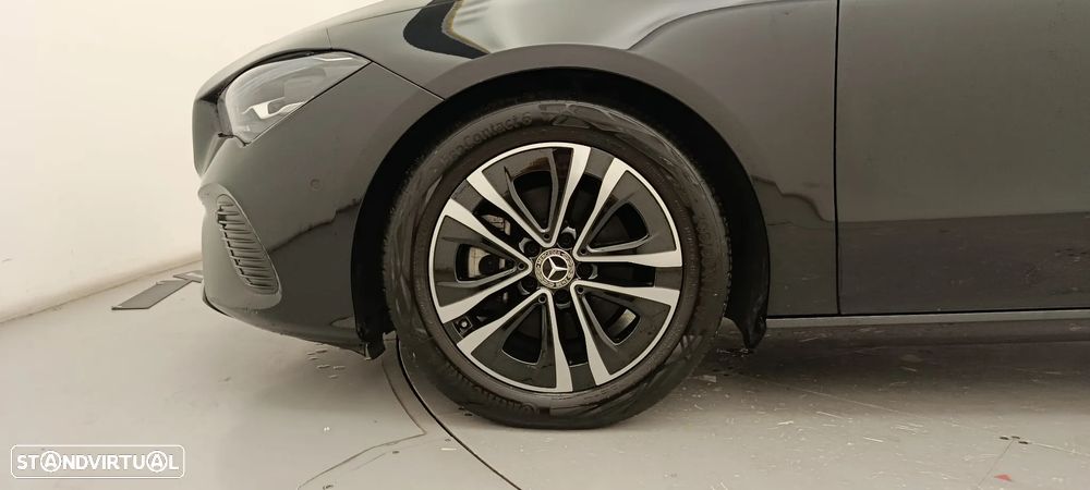 Mercedes-Benz CLA 180 d - 13