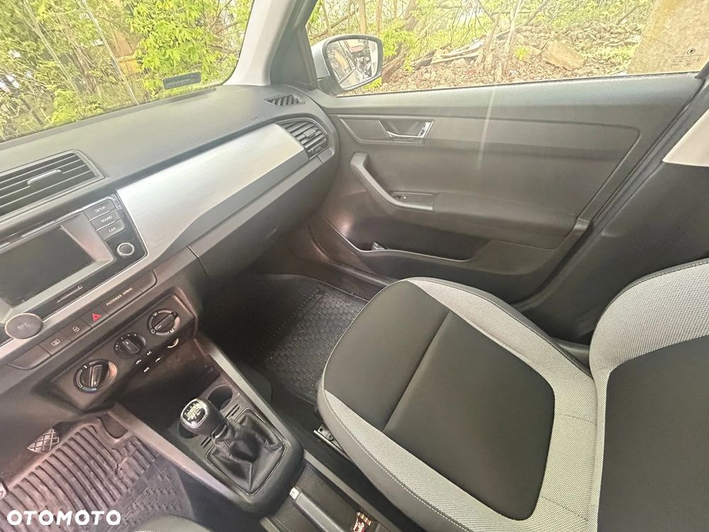 Skoda Fabia 1.2 TSI Ambition - 9