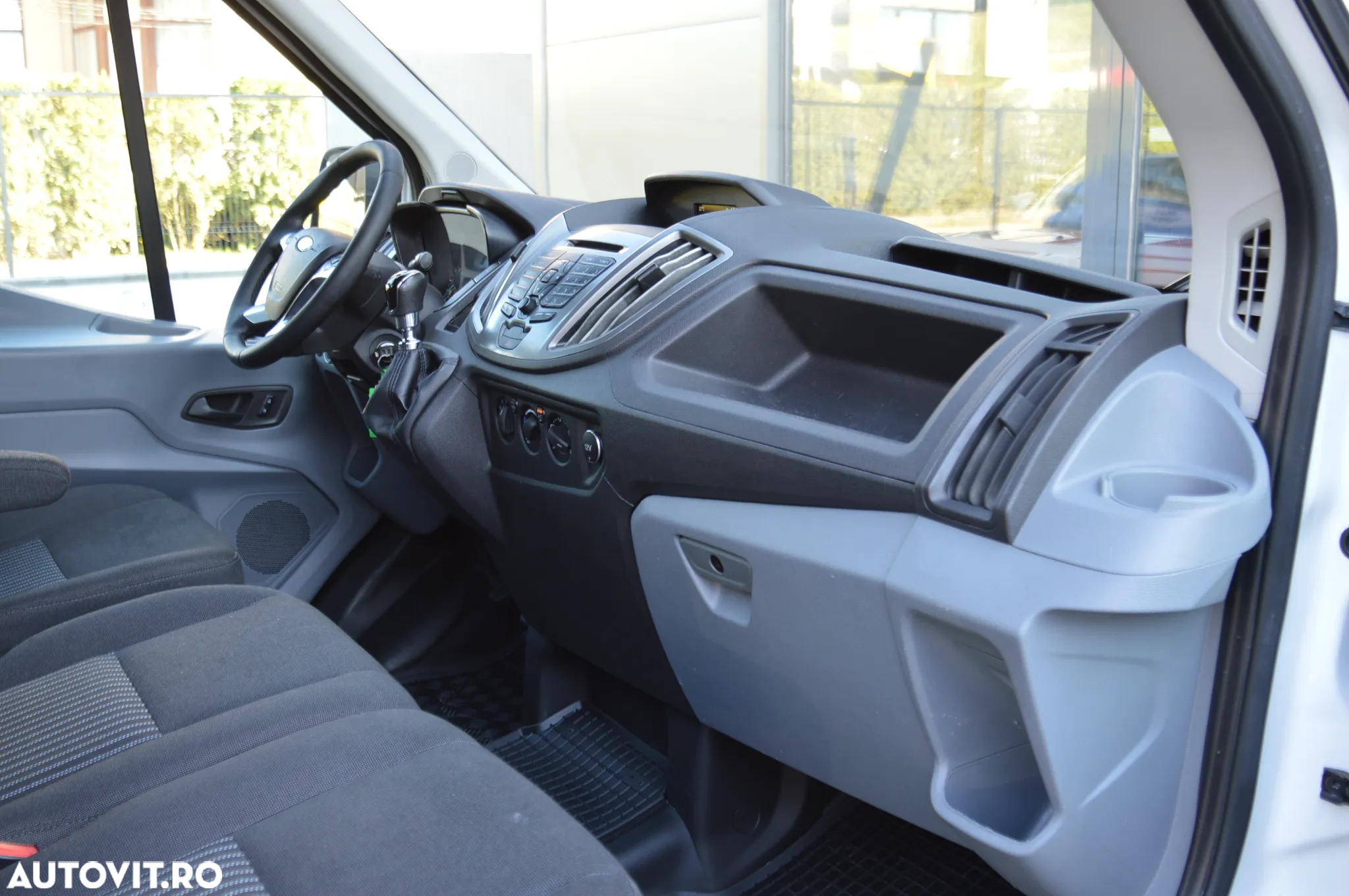 Ford Transit 2.0TDCI L3H3 7 Locuri - 17