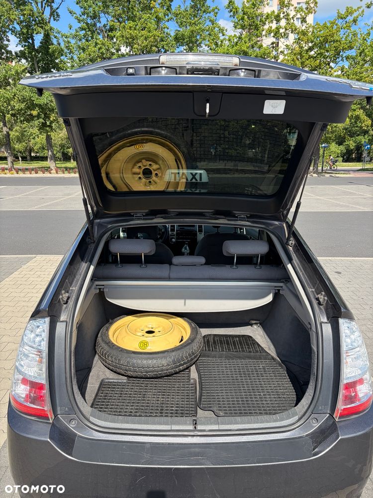 Toyota Prius 1.5 VVT-i Prestige - 8