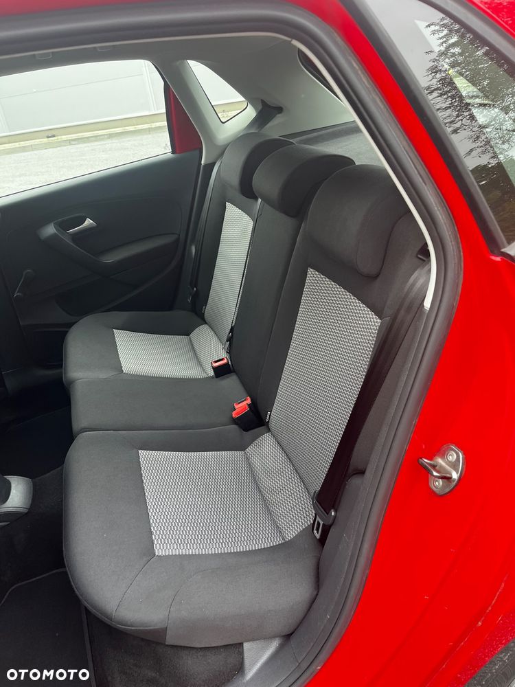 Volkswagen Polo 1.2 Blue Motion Technology Team - 12