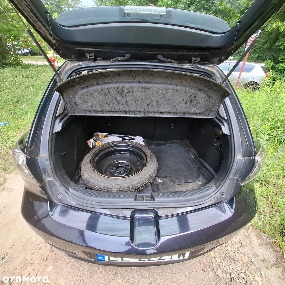 Mazda 3 - 16