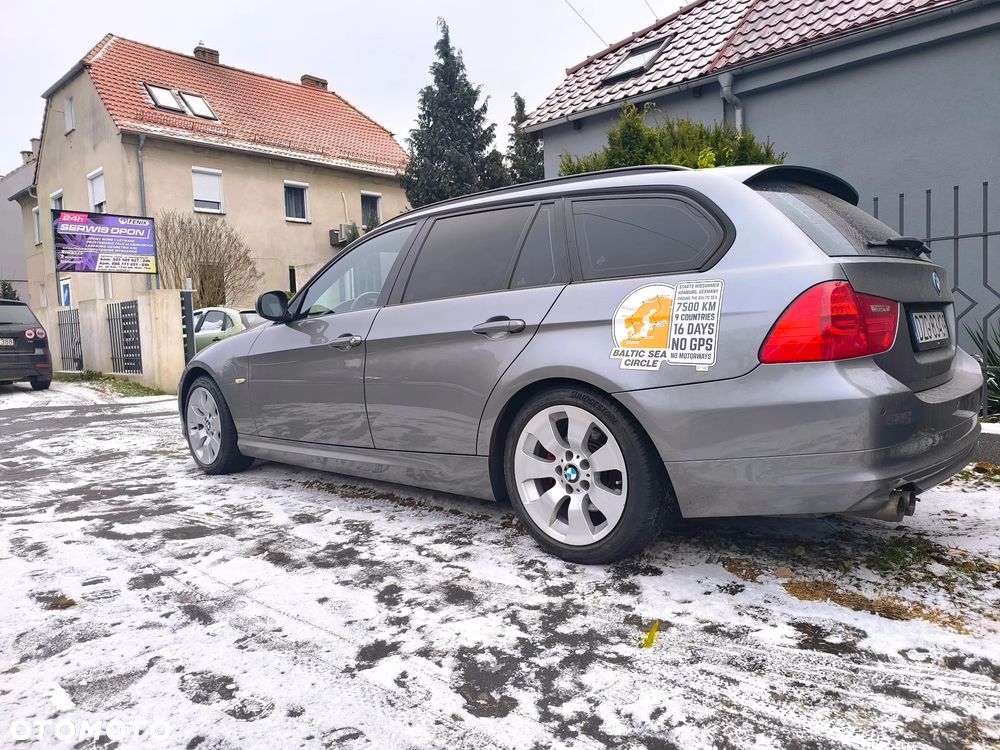 BMW Seria 3 320d DPF Edition Sport - 15