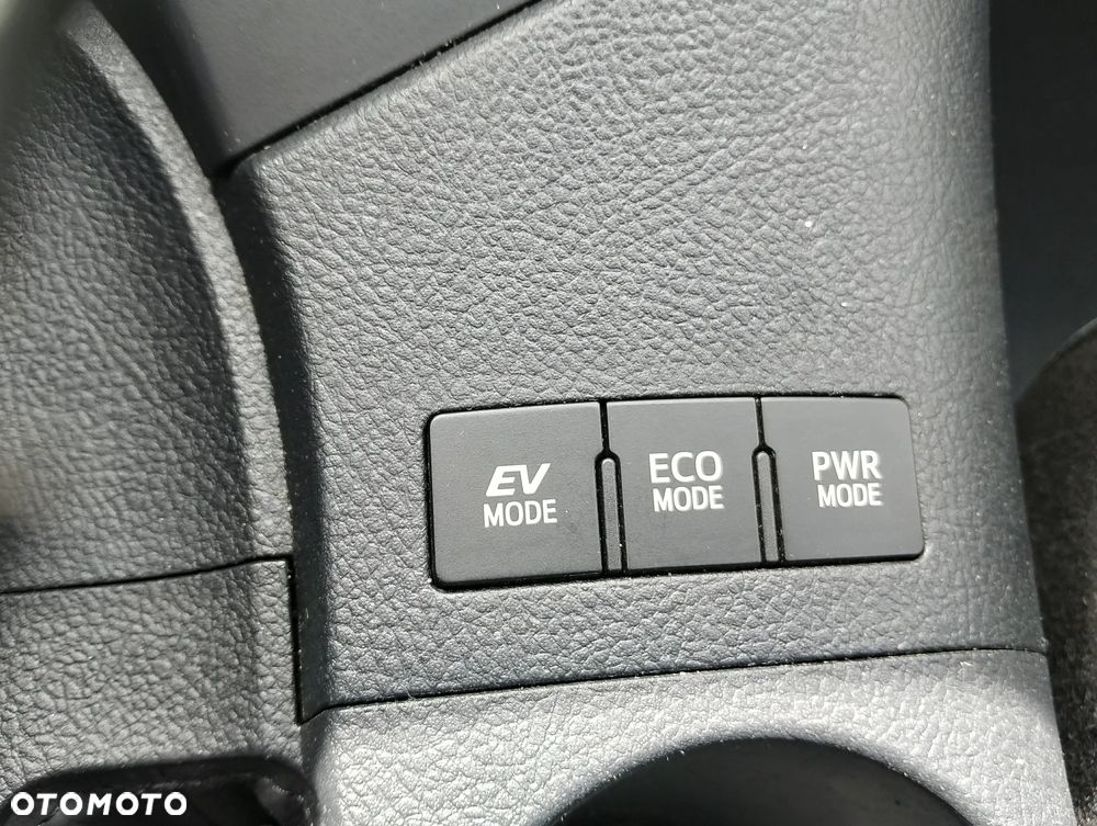 Toyota Auris - 18