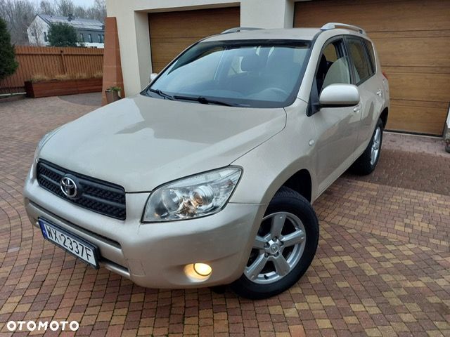 Toyota RAV4 2.0 VVT-i Premium - 1