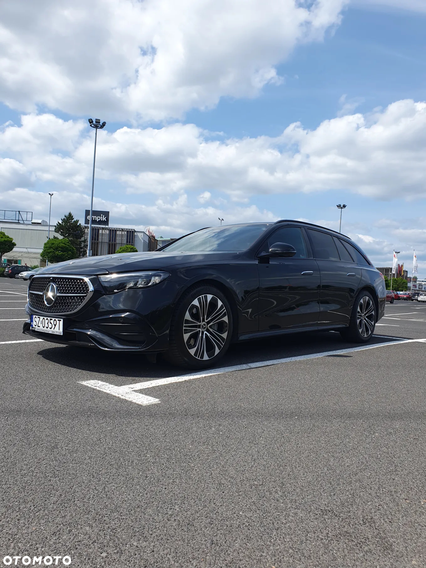 Mercedes-Benz Klasa E 220 d T 9G-TRONIC Edition AMG Line - 19