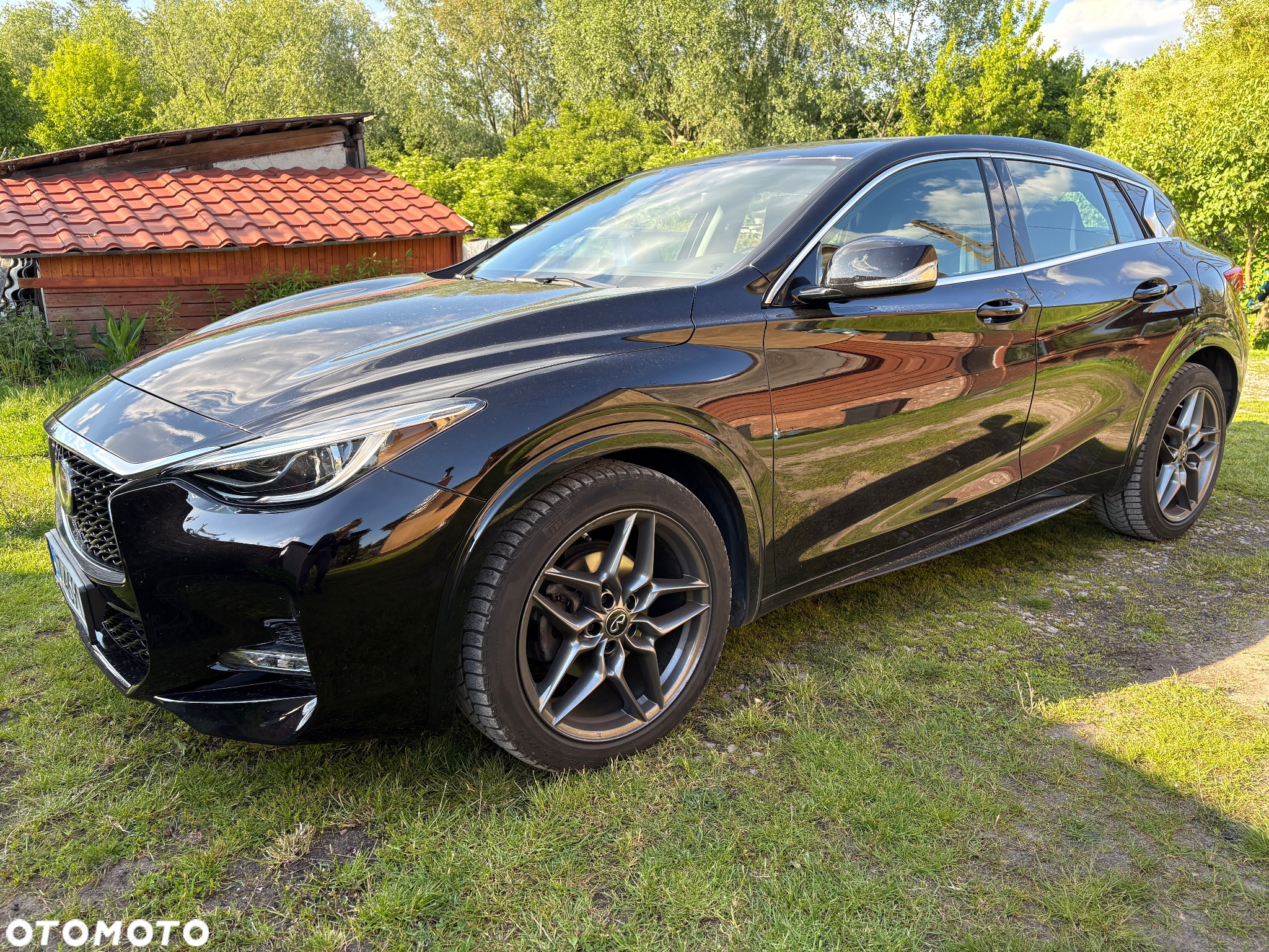 Infiniti Q30 - 2