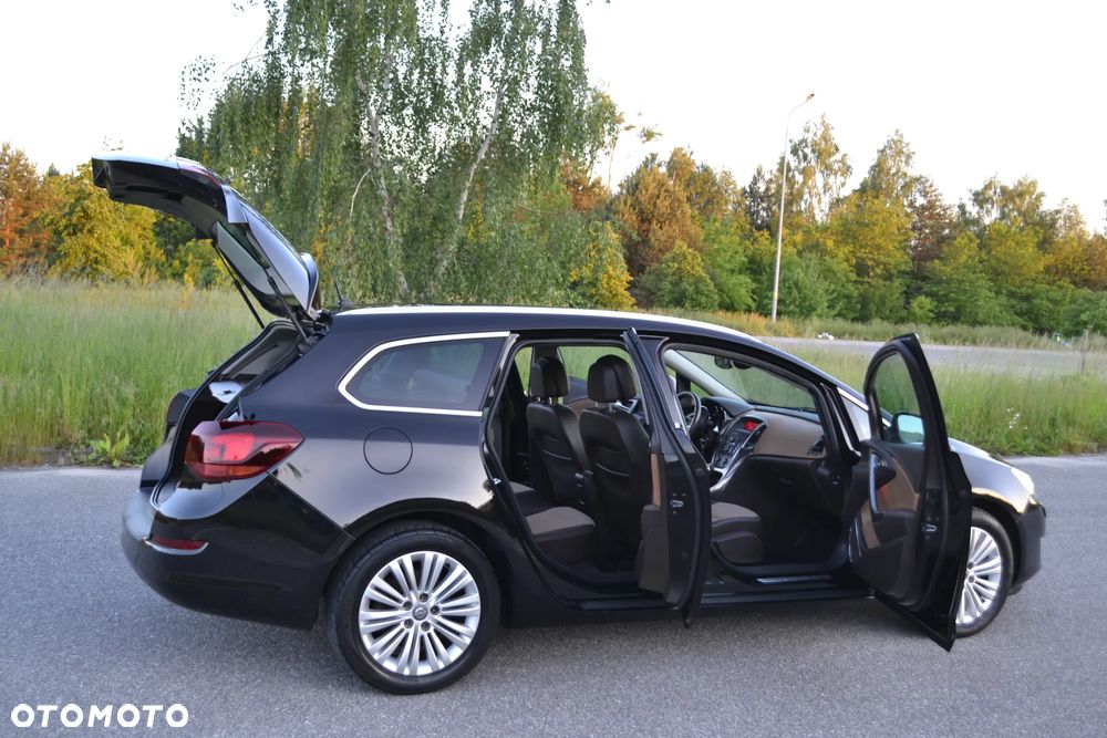 Opel Astra - 33