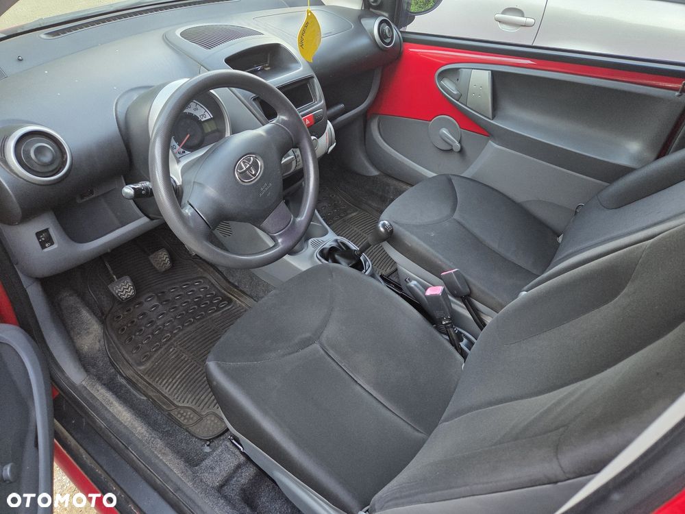 Toyota Aygo - 7