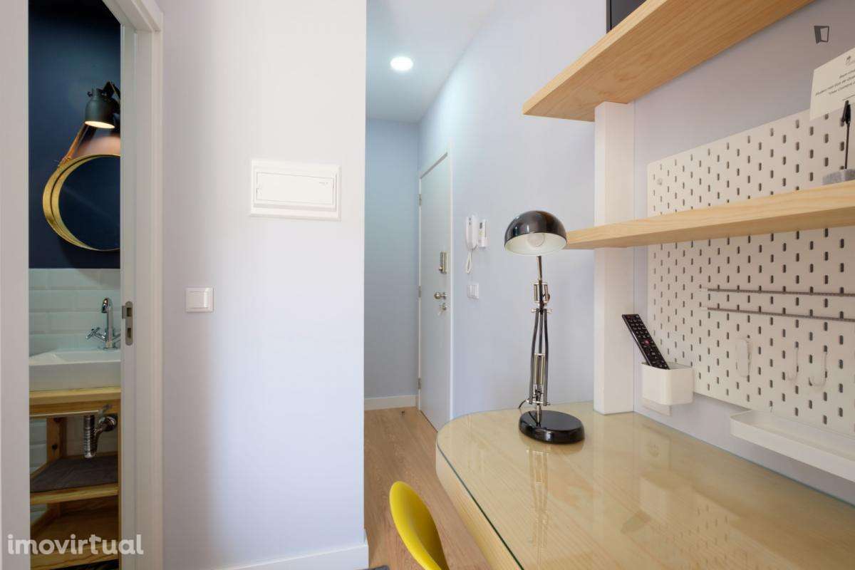 Estúdio - localizado em Montes Claros Coimbra - Grande imagem: 4/15