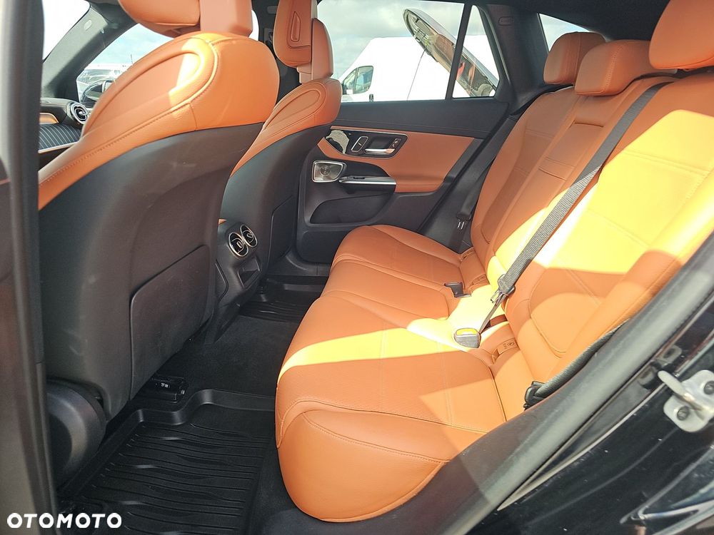 Mercedes-Benz GLC 300 4Matic 9G-TRONIC Exclusive - 10