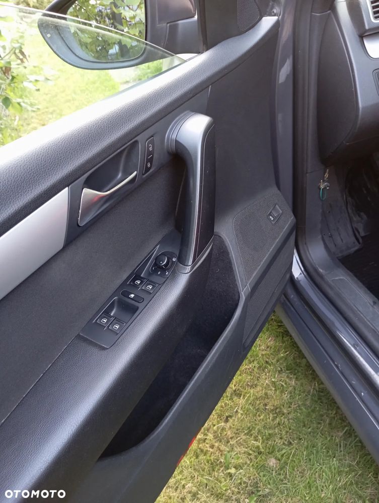 Volkswagen Passat - 7