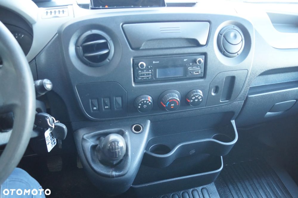 Renault Master - 22