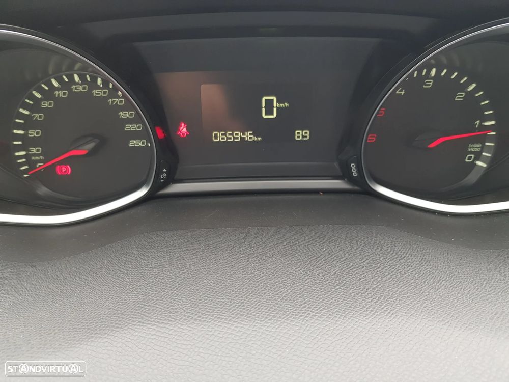 Peugeot 308 SW 1.5 BlueHDi Style - 17