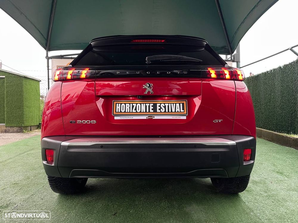 Peugeot e-2008 GT - 12