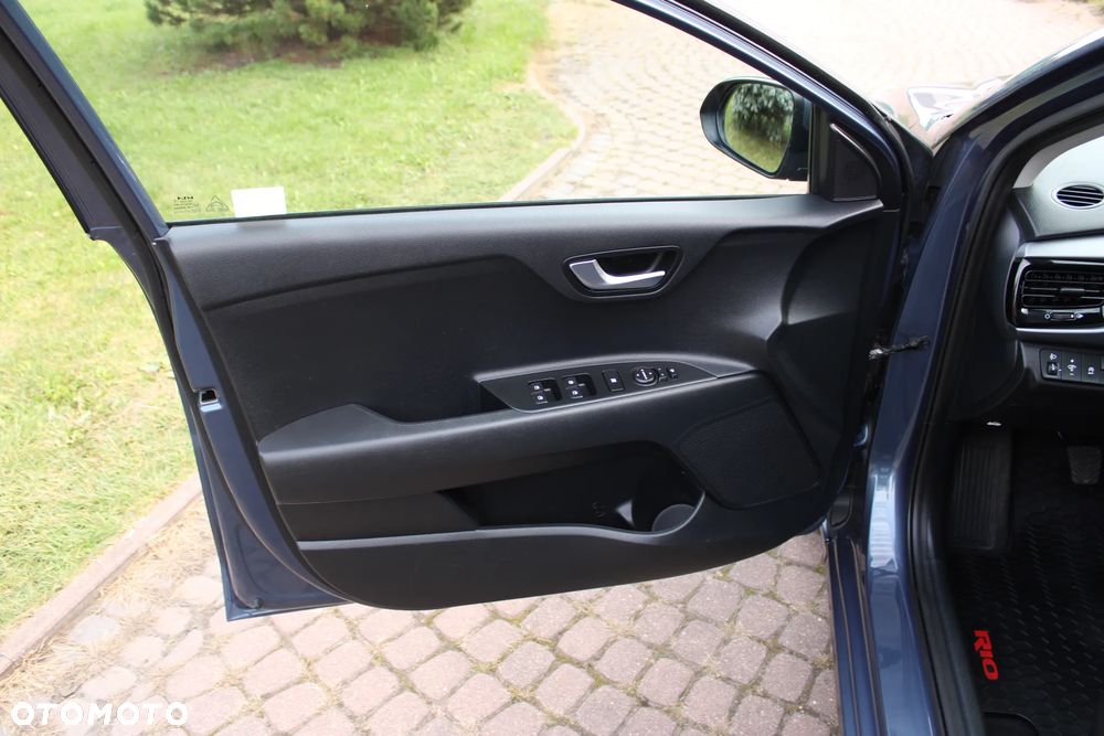 Kia Rio 1.2 L Business Line - 13
