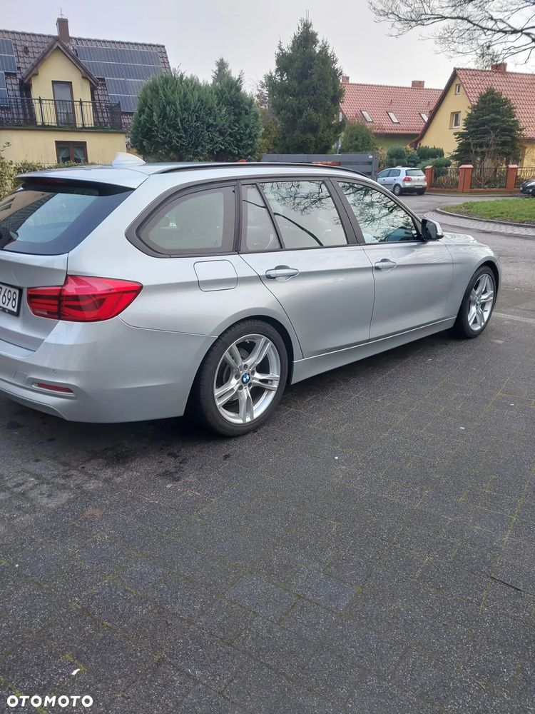 BMW Seria 3 320d Efficient Dynamics - 7